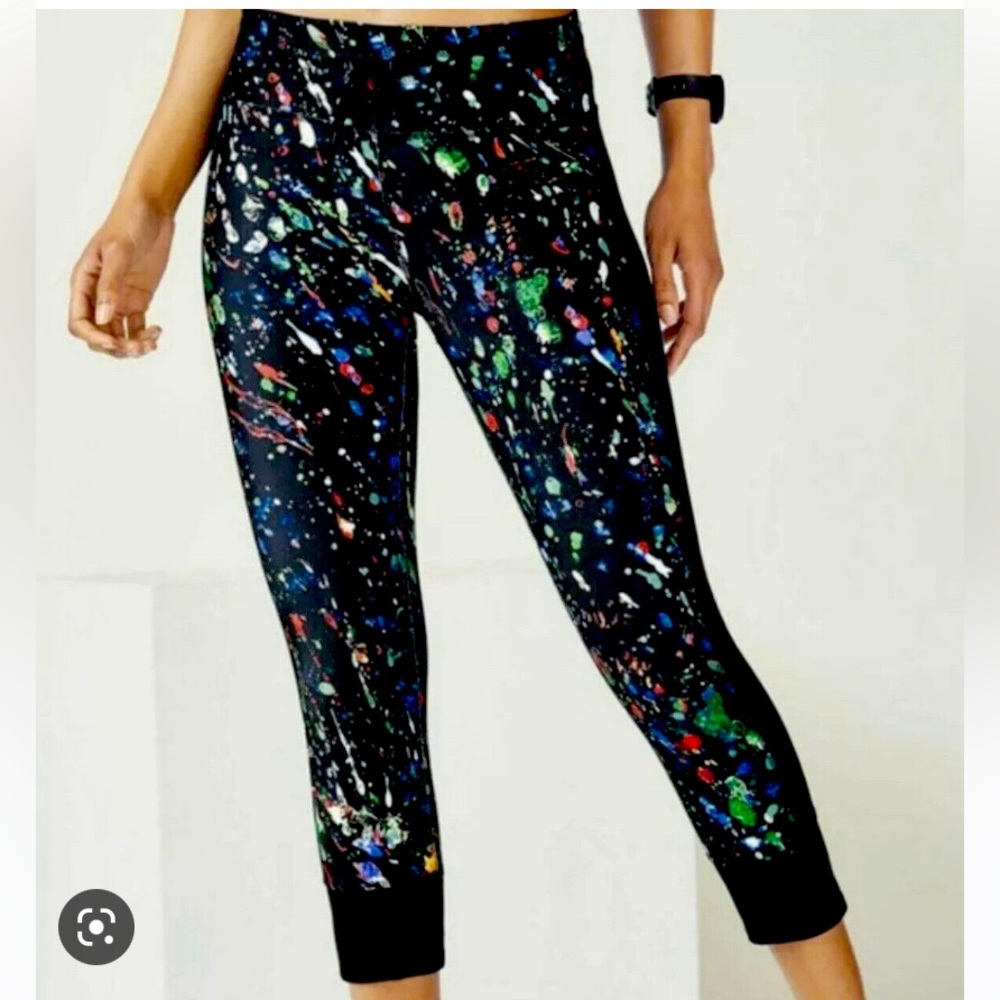 Fabletics Capri Leggings